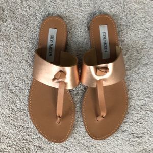Steve Madden flat sandal worn twice